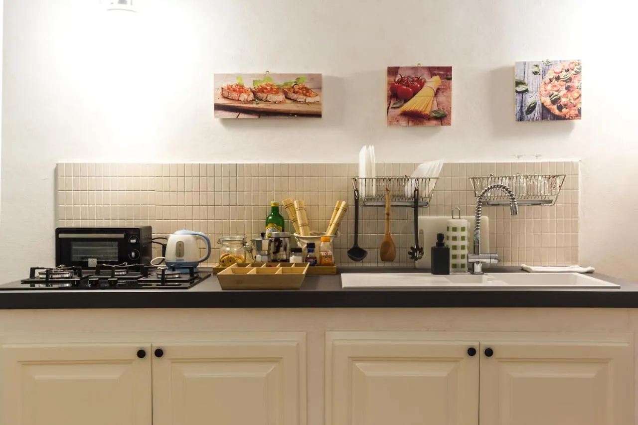 Residenza Sforza Apartment 2 Naples