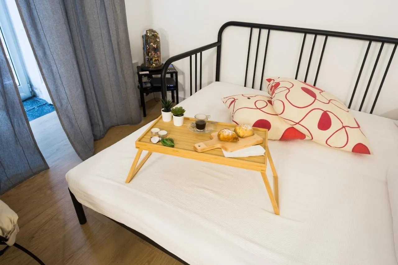 Residenza Sforza Apartment 2 Naples